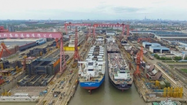 China Edges Ahead of Greece as Largest Ship owner by Gross Tonnage