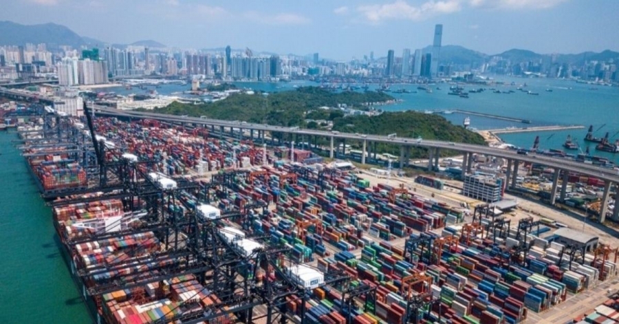 China’s Warming Foreign Trade Boosts Global Economic Recovery