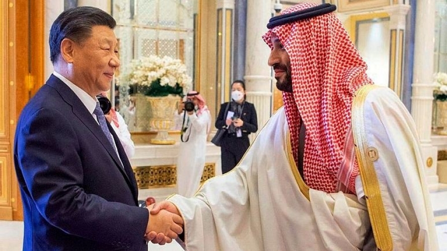 توافق پکن و ریاض برای ایجاد قطب تامین انرژی و منطقه آزاد تجاری چین در خلیج فارس
